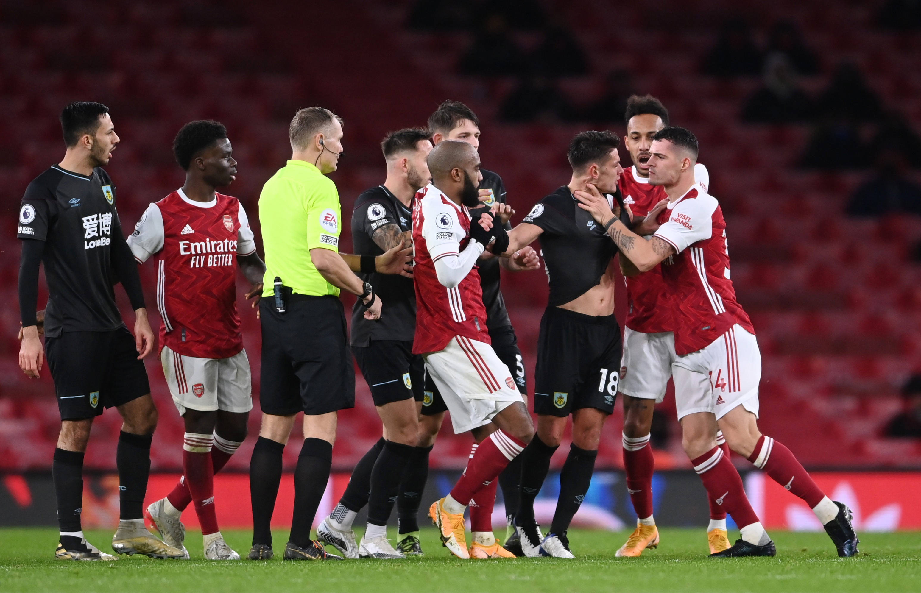 湖人队通过 湖人队通过